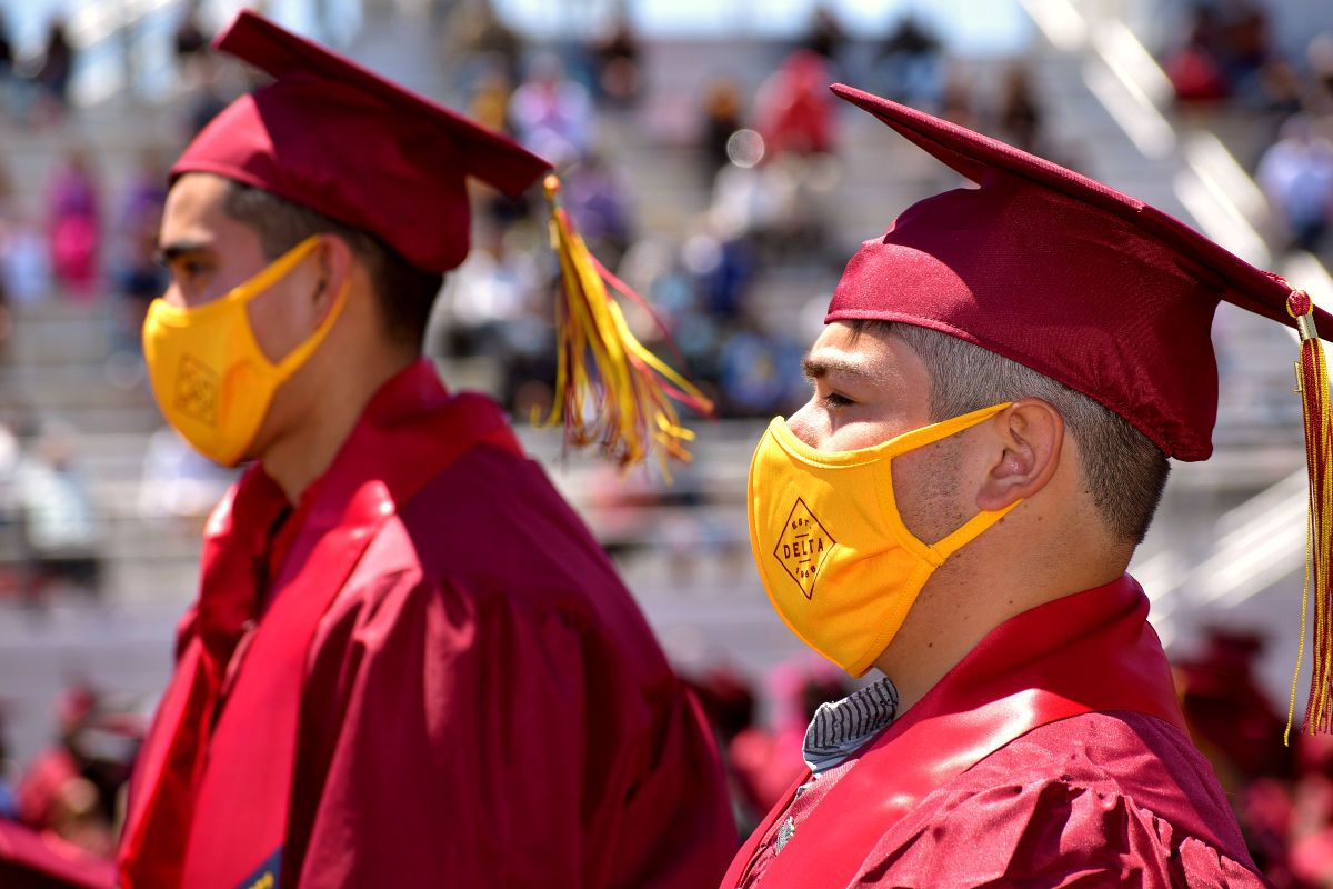 061021-smt-news-delta-high-graduation-003